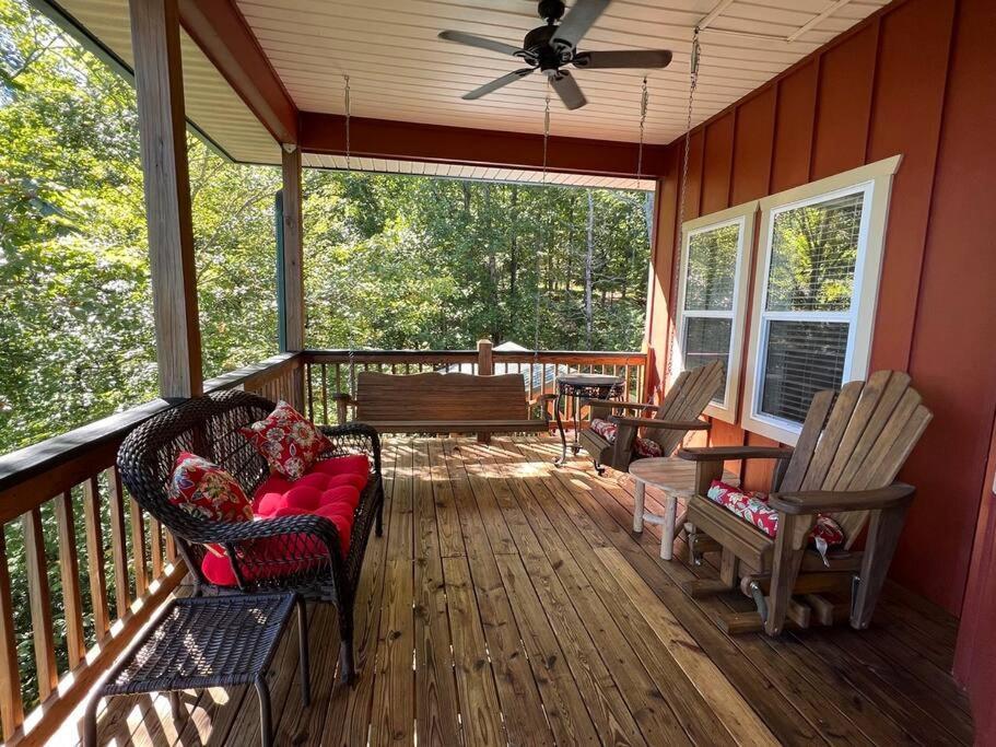 Red Rooster Family Cabin W/Hot Tub+Fire Pit+View Франклин Экстерьер фото