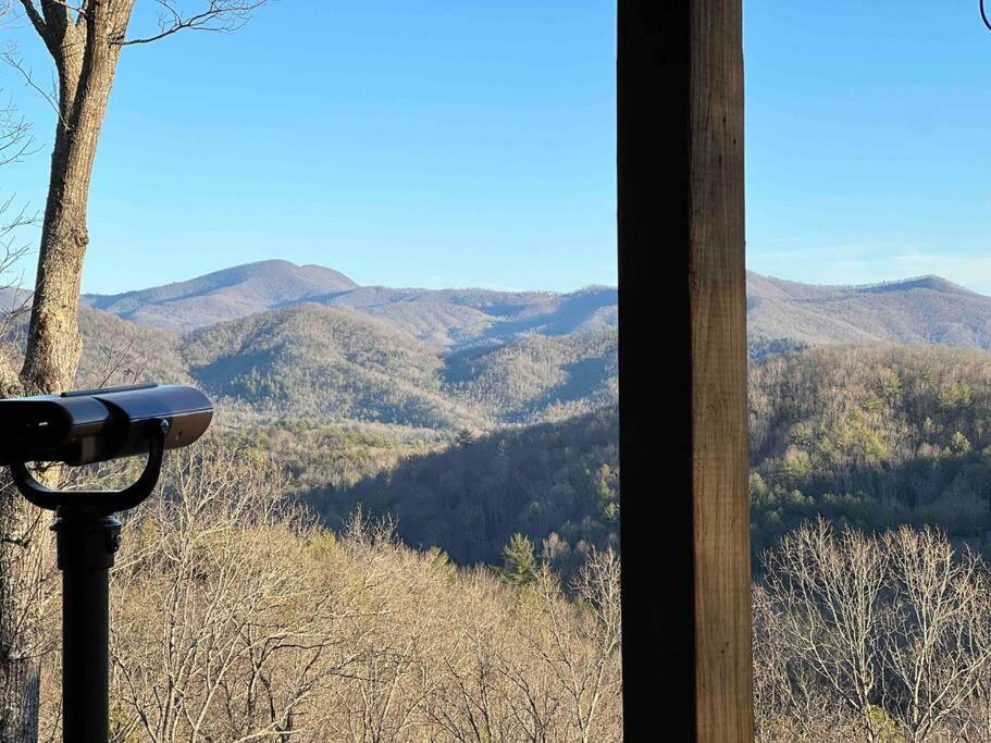 Red Rooster Family Cabin W/Hot Tub+Fire Pit+View Франклин Экстерьер фото