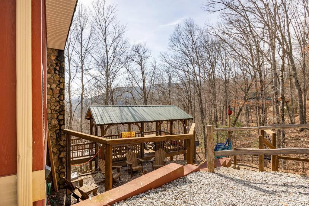 Red Rooster Family Cabin W/Hot Tub+Fire Pit+View Франклин Экстерьер фото