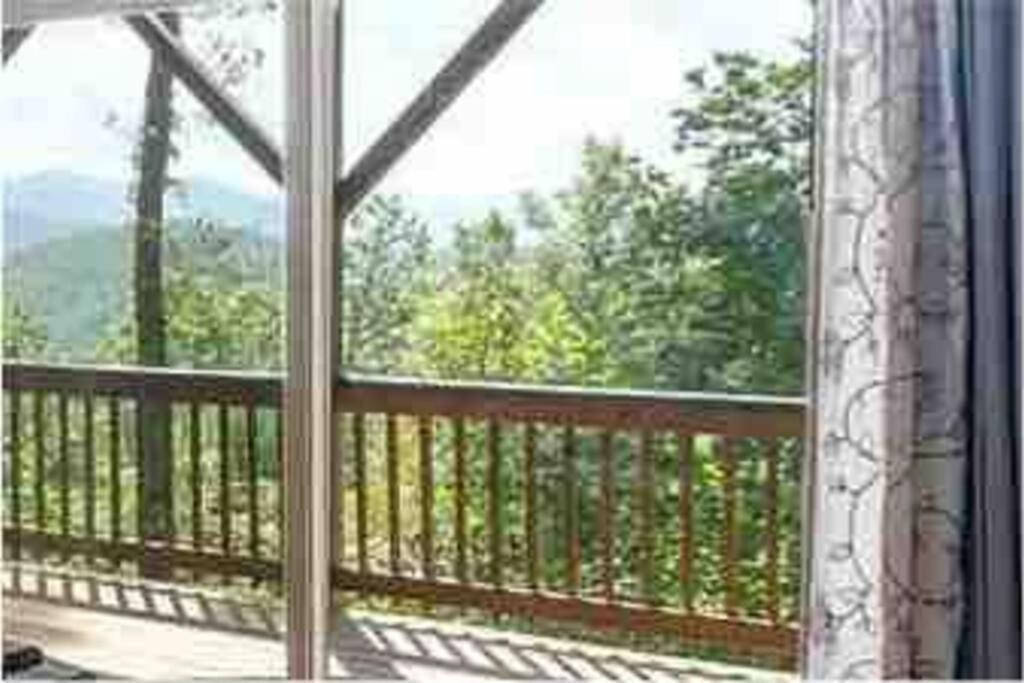 Red Rooster Family Cabin W/Hot Tub+Fire Pit+View Франклин Экстерьер фото