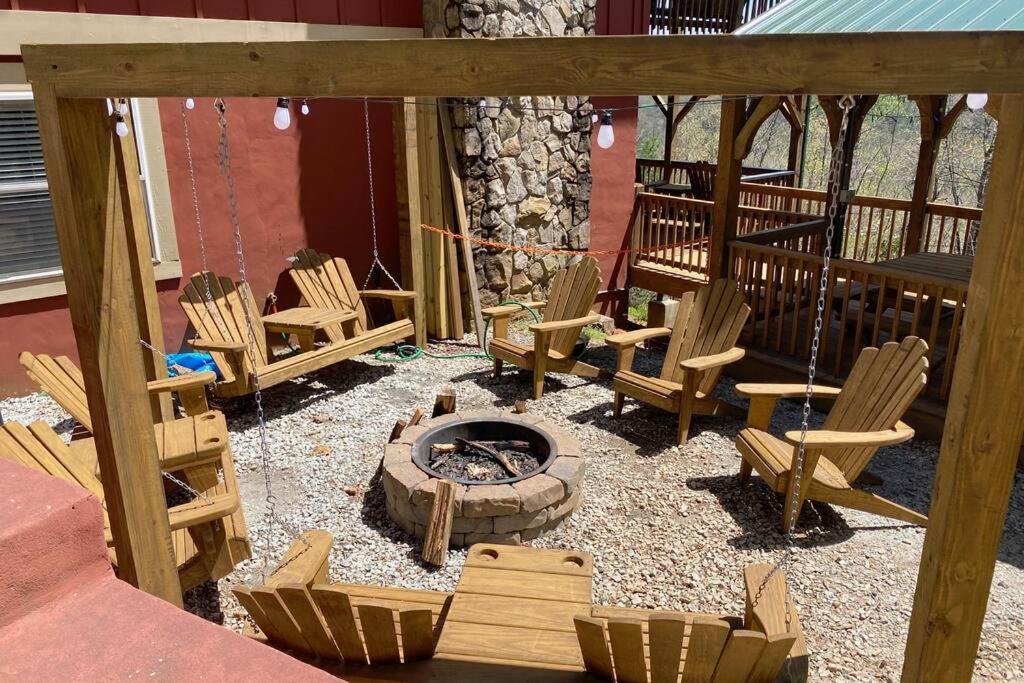 Red Rooster Family Cabin W/Hot Tub+Fire Pit+View Франклин Экстерьер фото
